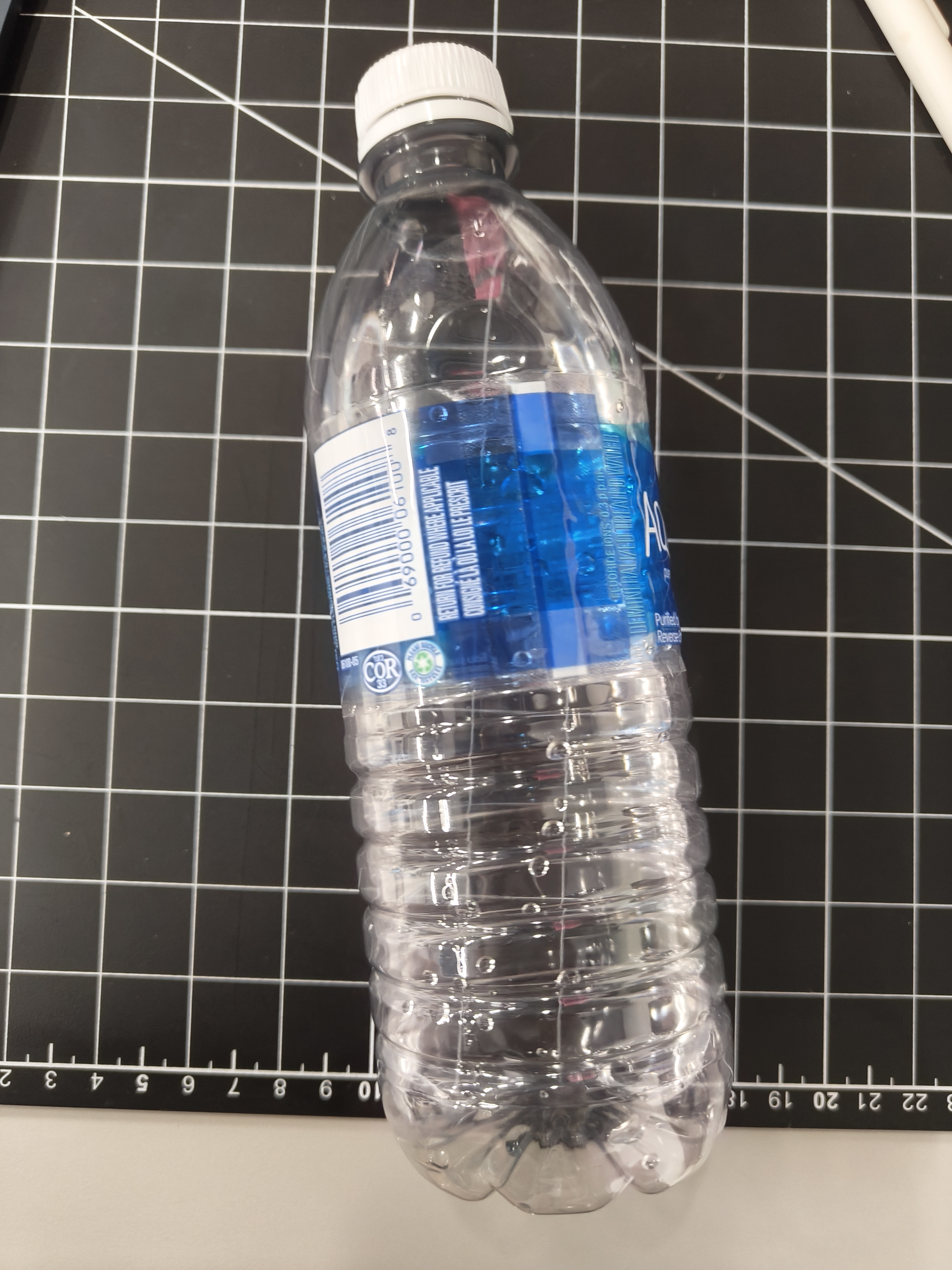 The sound of scratching water bottle